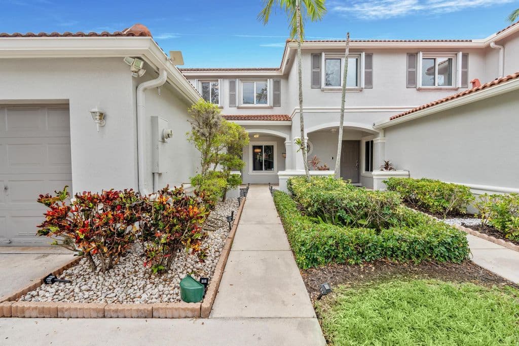 2-bedroom Property — 6107 Sandy Bank Terrace