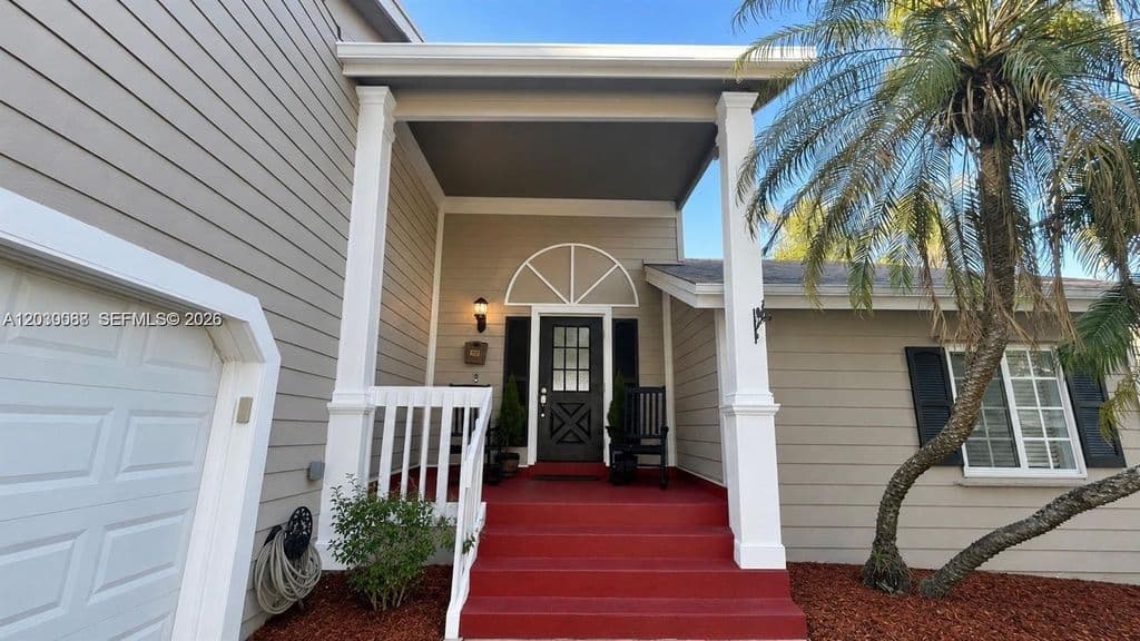 4+1 Müstakil ev — 14510 SW 142nd Court Cir S