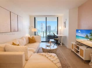 1-bedroom Condo — 1600 NE 1st Ave #1605, Miami, 33132