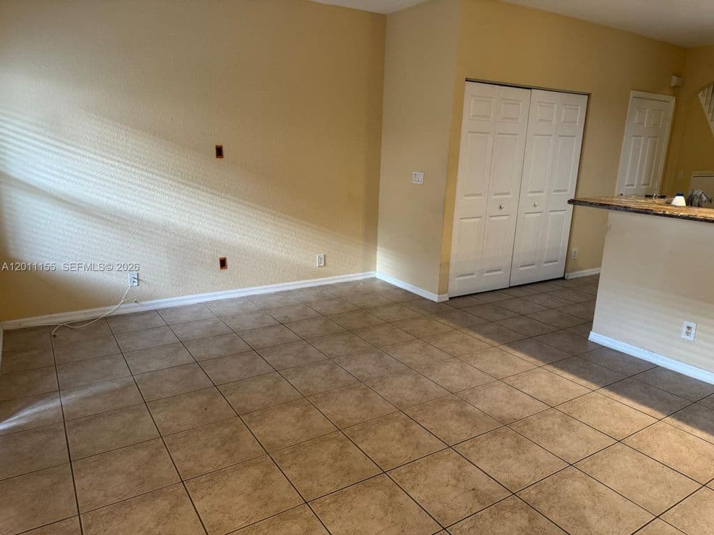 3-bedroom Property — 2971 NW 33rd Way
