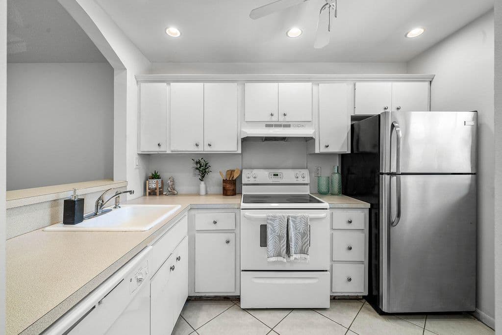 2-bedroom Condo — 207 Tropic Isle Drive #208