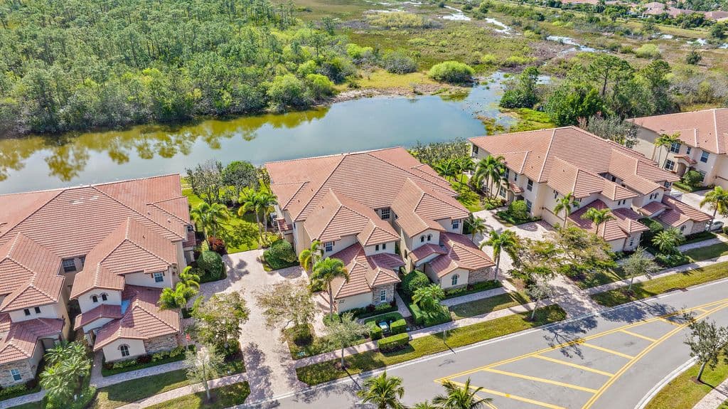 3+1 Condo — 10330 Orchid Reserve Drive