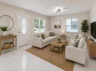 4+1 Müstakil ev — 1555 NW 6th Ave, Pompano Beach, 33060