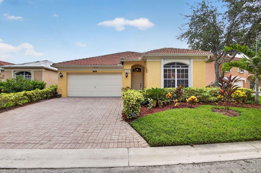 4-bedroom Single-Family Home — 8058 Via Hacienda