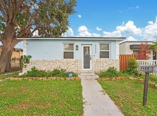 2-bedroom Single-Family Home — 2220 HOPE Street, Hollywood, 33020