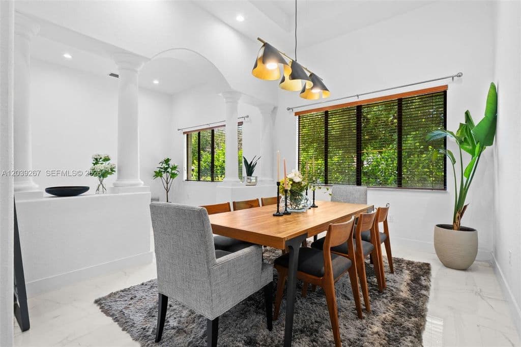 4+1 Müstakil ev — 7563 SW 188th Ter
