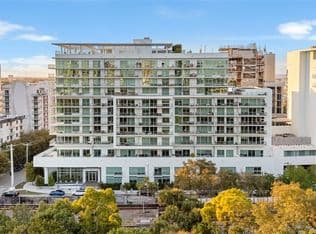 2-bedroom Condo — 1600 SW 1st Ave APT 307, Miami, 33129