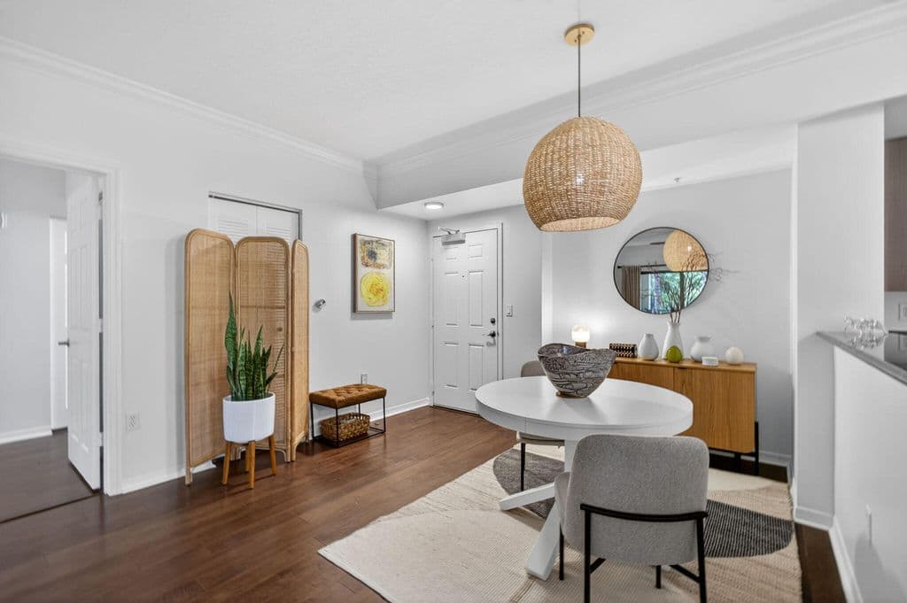 2+1 Condo — 4903 Midtown Lane #3203
