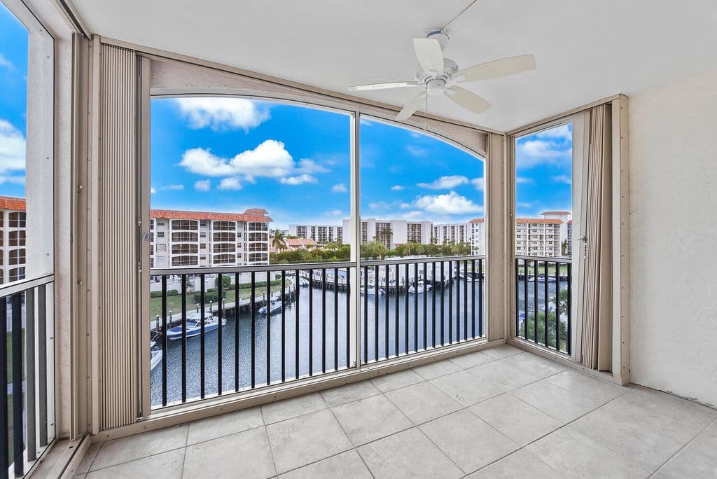 2+1 Condo — 2871 N Ocean Boulevard #F429