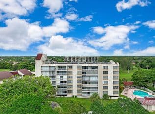 2+1 Condo — 7051 Environ Blvd APT 432, Lauderhill, 33319