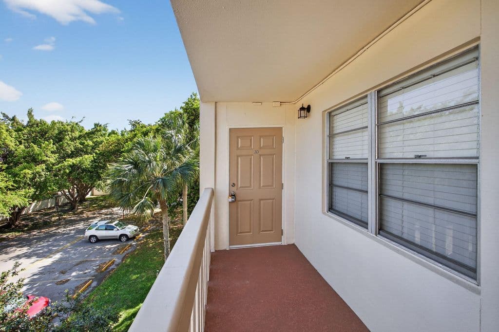 2-bedroom Condo — 2102 Lucaya Bend #A3
