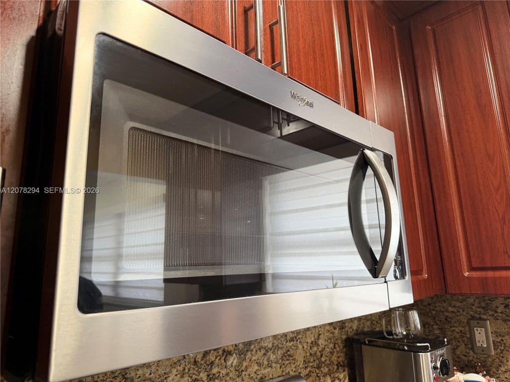 2-bedroom Condo — 5935 W 26th Ave APT 204