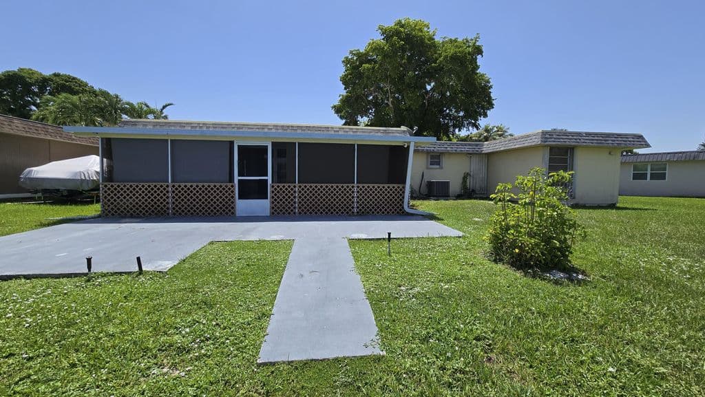 2-bedroom Single-Family Home — 6311 NW 71st Avenue