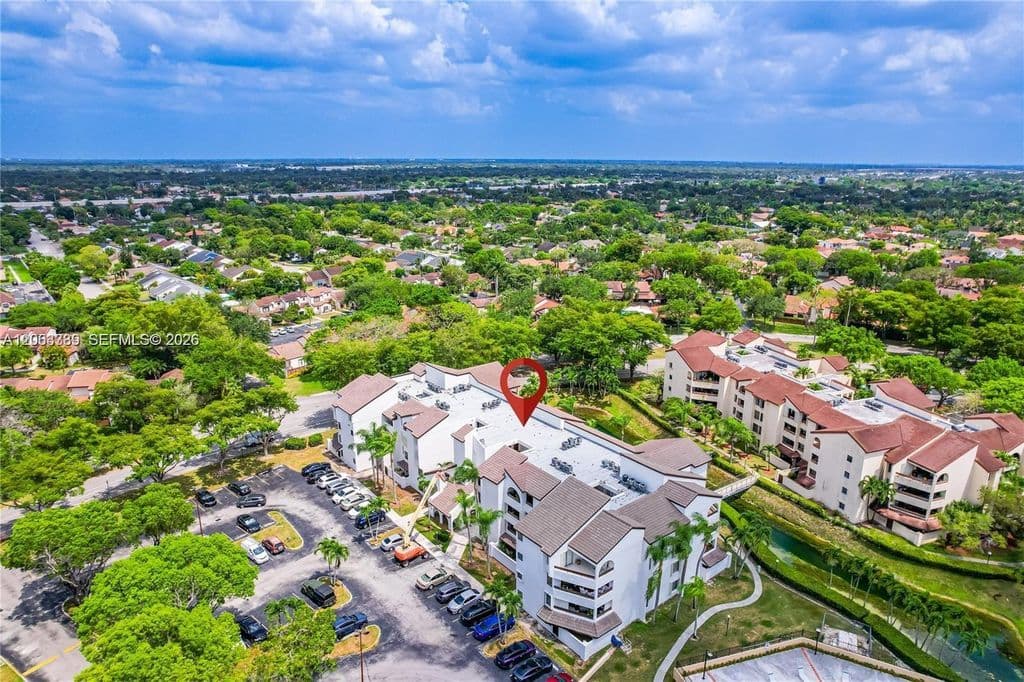 3-bedroom Condo — 9140 SW 123rd Ct APT 203Q