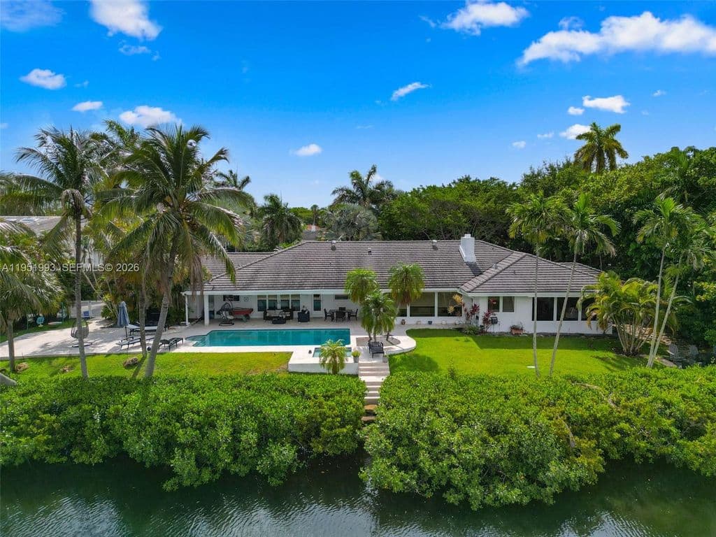 5-bedroom Single-Family Home — 415 Rovino Ave