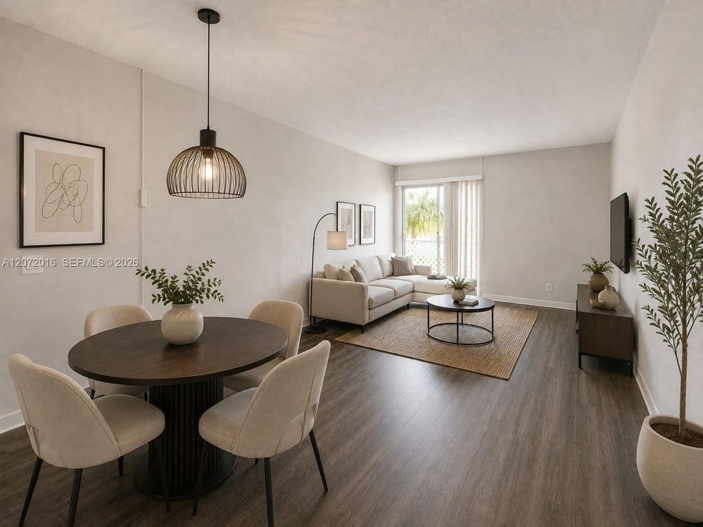1+1 Condo — 4550 NW 9th St APT 512E