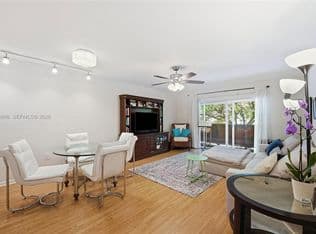 1-bedroom Condo — 1205 Mariposa Ave APT 403, Coral Gables, 33146