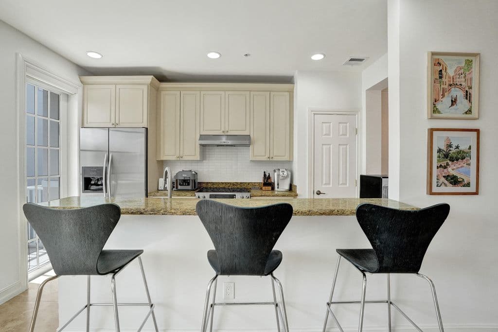 3-bedroom Property — 2730 Old Florida Trail #2730