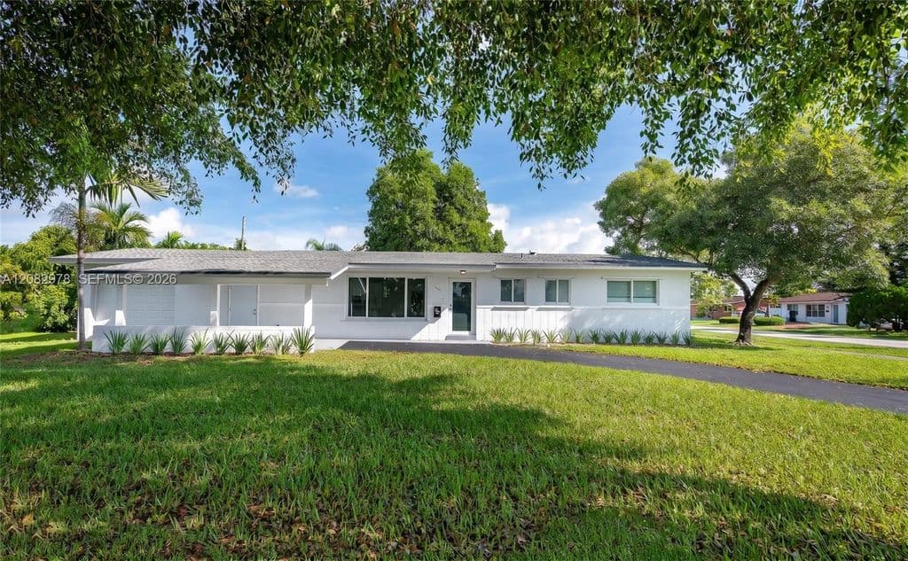 3+1 Müstakil ev — 10441 SW 46th Ter
