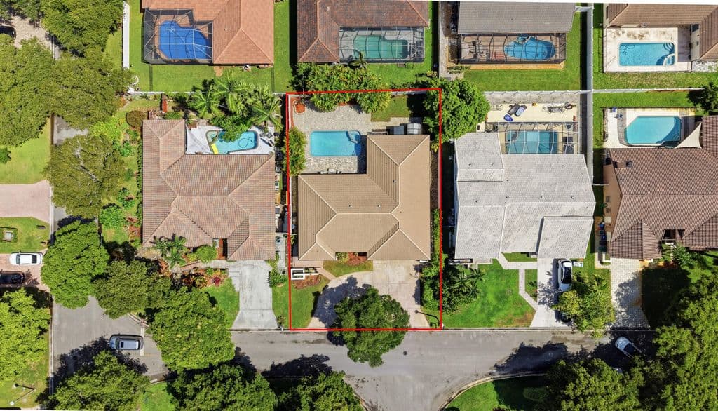 4+1 Müstakil ev — 6013 NW 47th Place