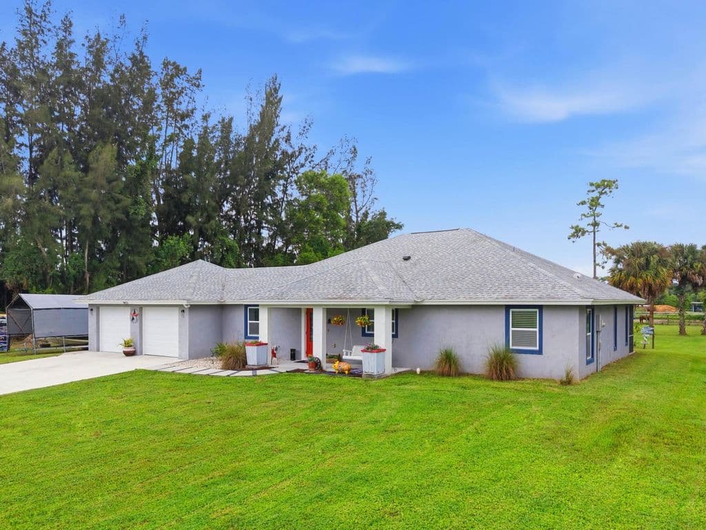 3-bedroom Single-Family Home — 14171 BIDDEX Road