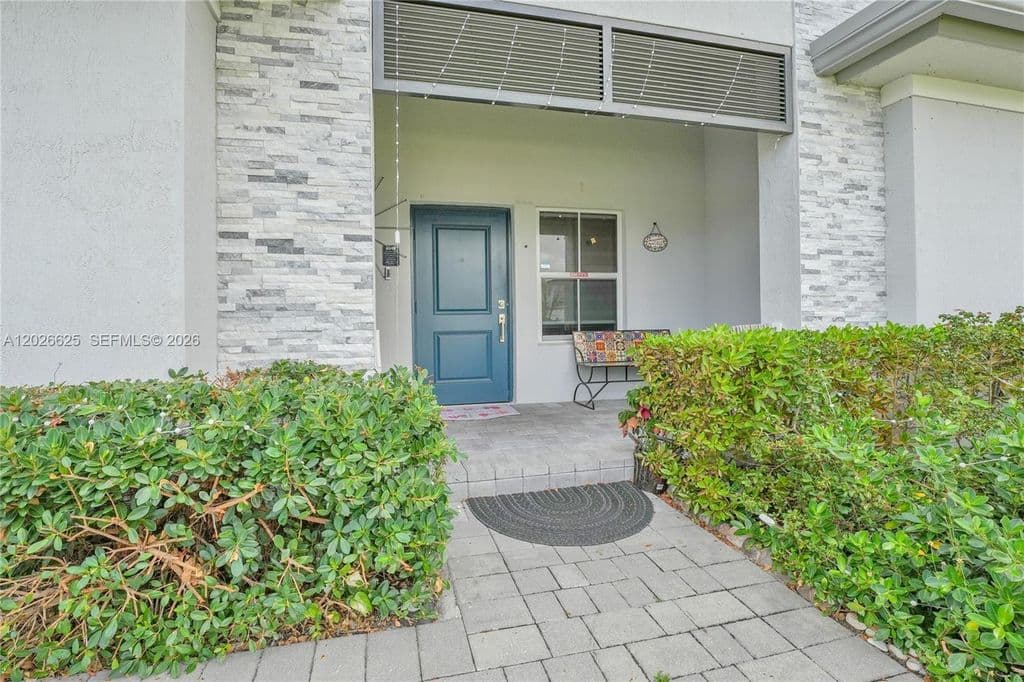 3-bedroom Single-Family Home — 21460 SW 127th Pl