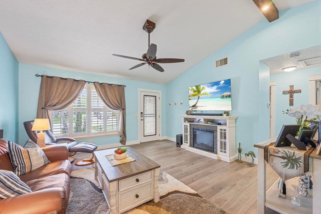 3-bedroom Single-Family Home — 128 Banyan Circle