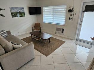 1-bedroom Condo — 7400 Harding Ave APT 22, Miami Beach, 33141