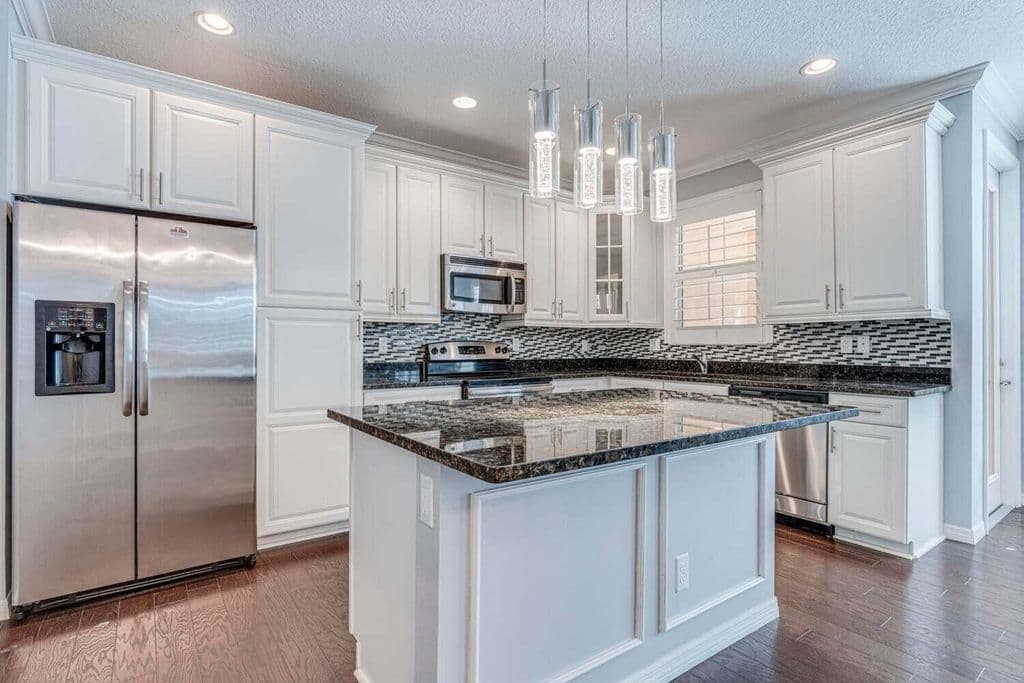 3-bedroom Property — 4628 Mediterranean Circle