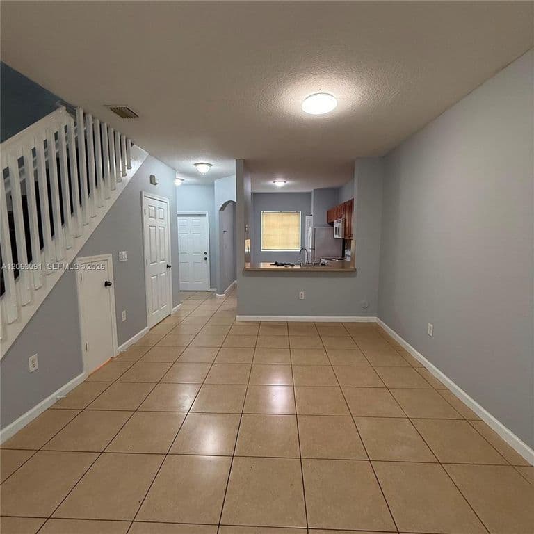2-bedroom Property — 8811 S Isles Cir #8811