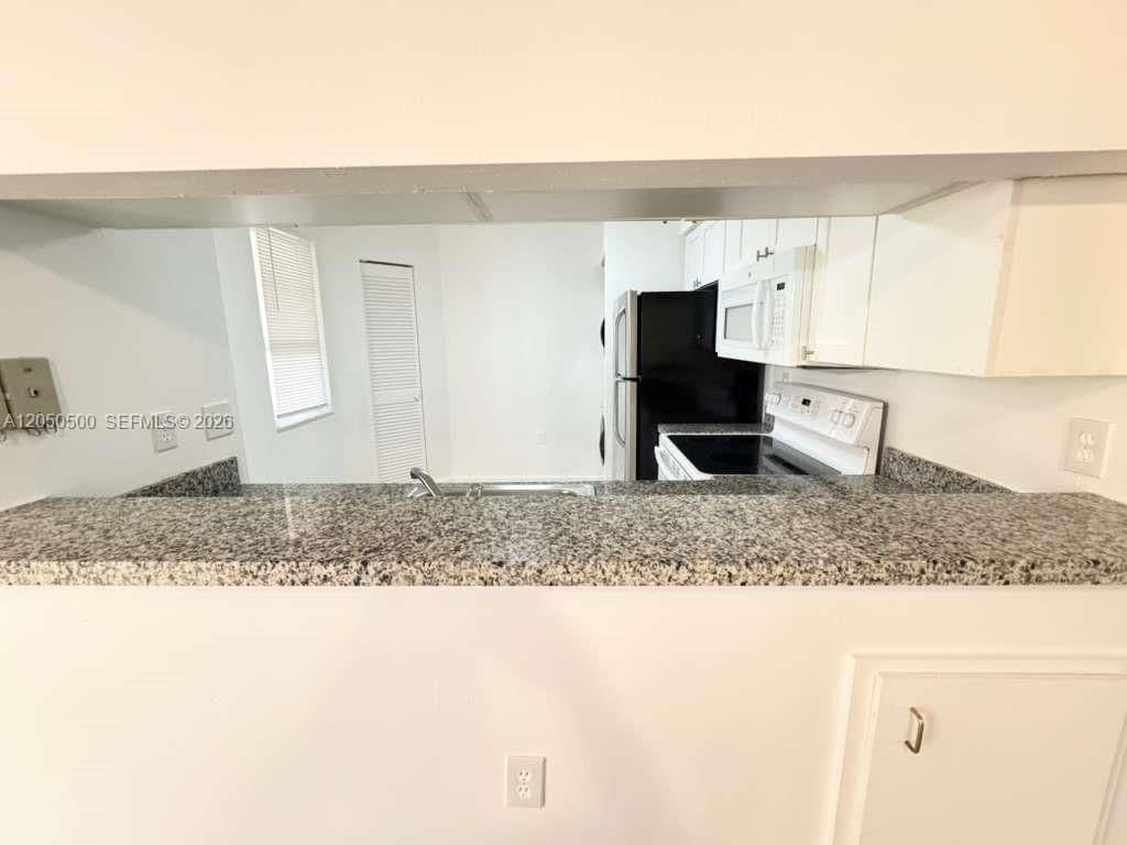 2+1 Condo — 14208 Glenmoor Dr #14208