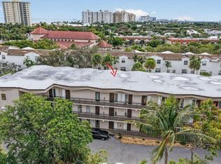 2+1 Condo — 1967 S Ocean Boulevard #103, Pompano Beach, 33062