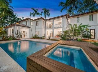 6-bedroom Single-Family Home — 4196 Douglas Rd, Miami, 33133