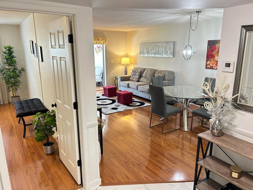 1+1 Condo — 5640 SW 3RD Place #208