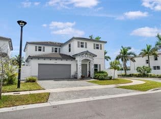 5+1 Müstakil ev — 21189 SW 127th Ct, Miami, 33177