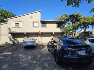 3+1 Condo — 5870 NW 21st St #45, Fort Lauderdale, 33313