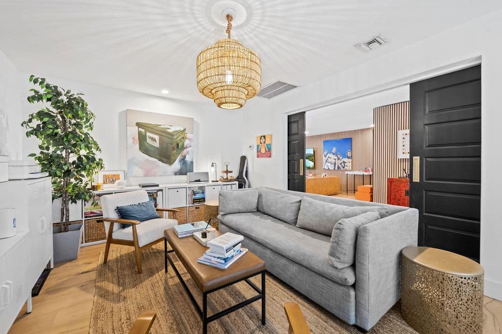 4-bedroom Single-Family Home — 3051 NE 46th Street