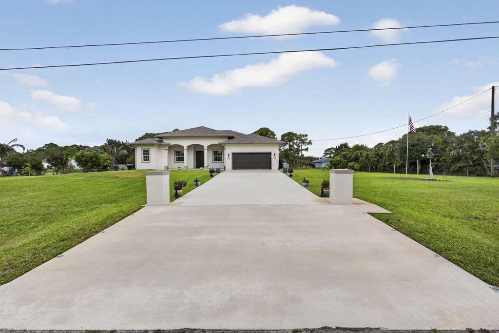 4-bedroom Single-Family Home — 15108 99th Street N