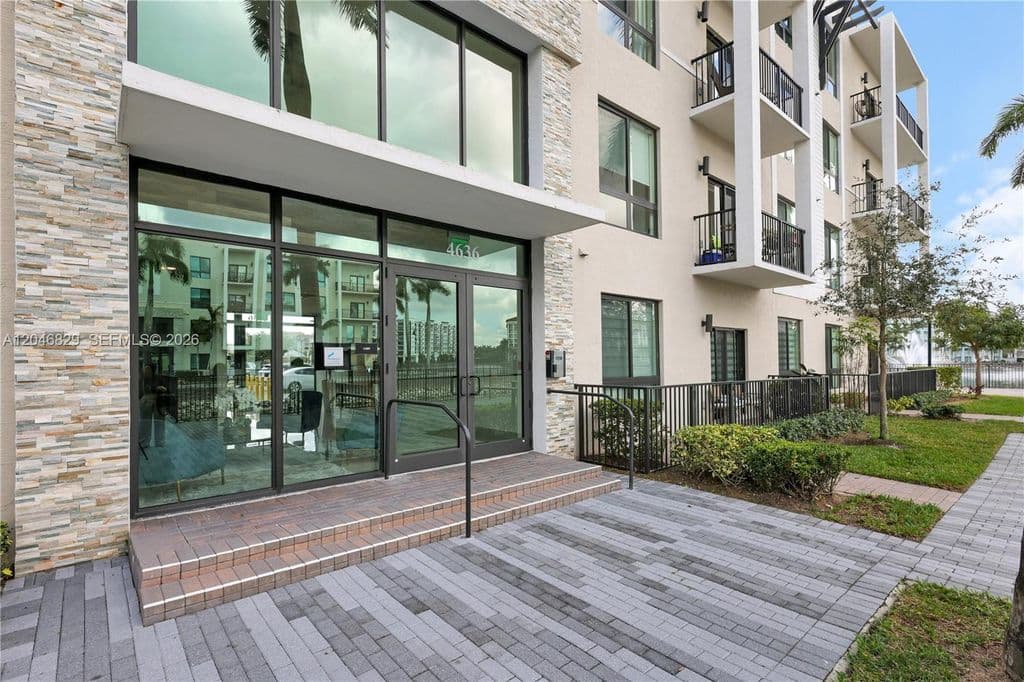 3+1 Condo — 4636 NW 84th Ave #22
