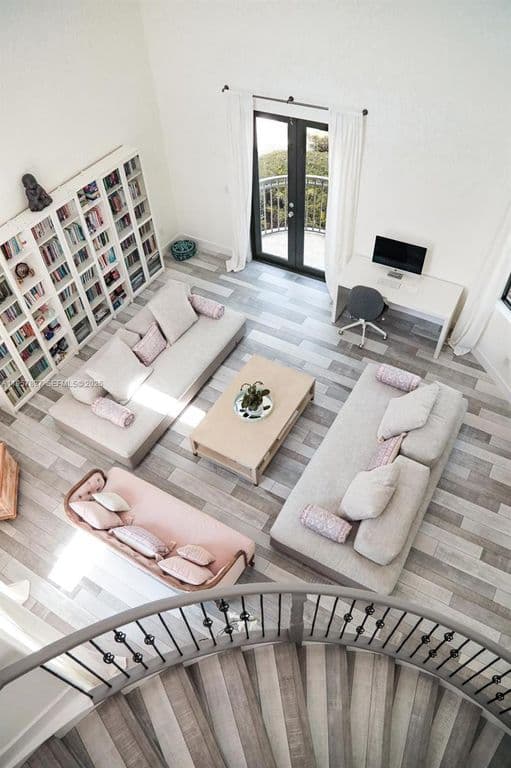 5+1 Müstakil ev — 19209 SW 80th Ct