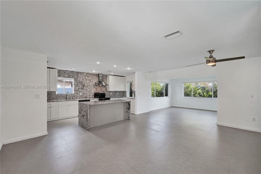 3-bedroom Single-Family Home — 4311 Hayes St