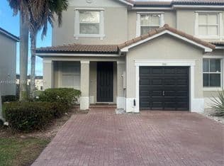 3+1 Townhouse — 991 NE 42nd Ave, Homestead, 33033