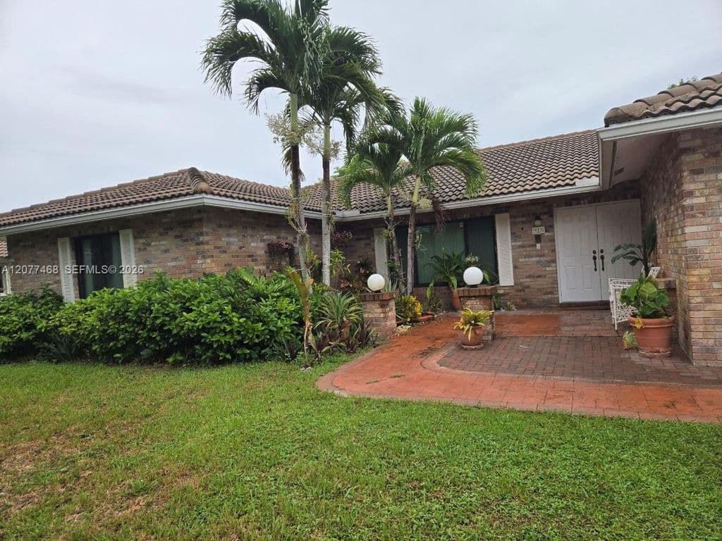 4-bedroom Single-Family Home — 913 NW 110th Ln