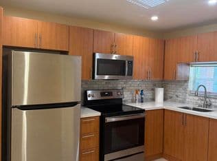 2-bedroom Condo — 830 S Hollybrook Drive #204, Pembroke Pines, 33025