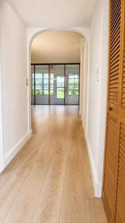 2+1 Condo — 9480 Tangerine Place #102