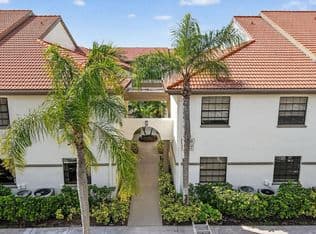 3-bedroom Condo — 5226 Europa Drive #H, Boynton Beach, 33437
