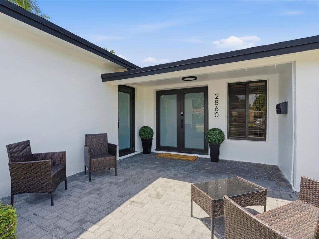 3-bedroom Single-Family Home — 2860 MONROE Street