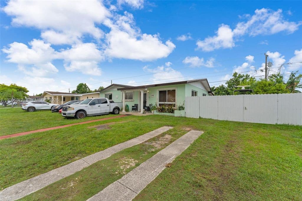 3-bedroom Single-Family Home — 11940 SW 186th St