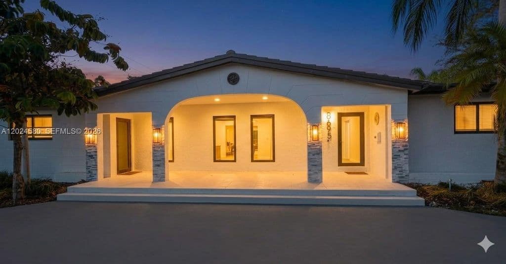 5+1 Müstakil ev — 8695 SW 110th St