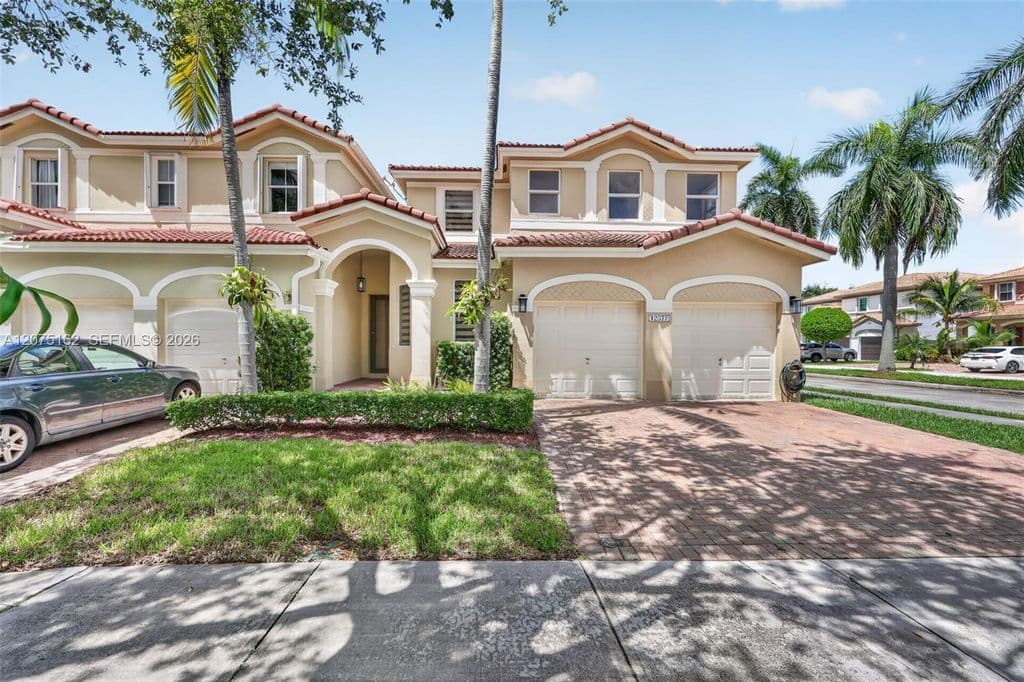 4-bedroom Property — 12377 SW 125th St